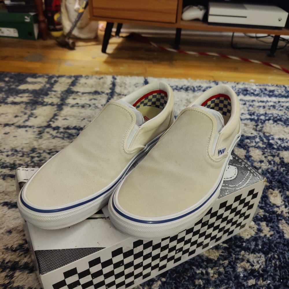 Men's white suede Vans slip on size 11